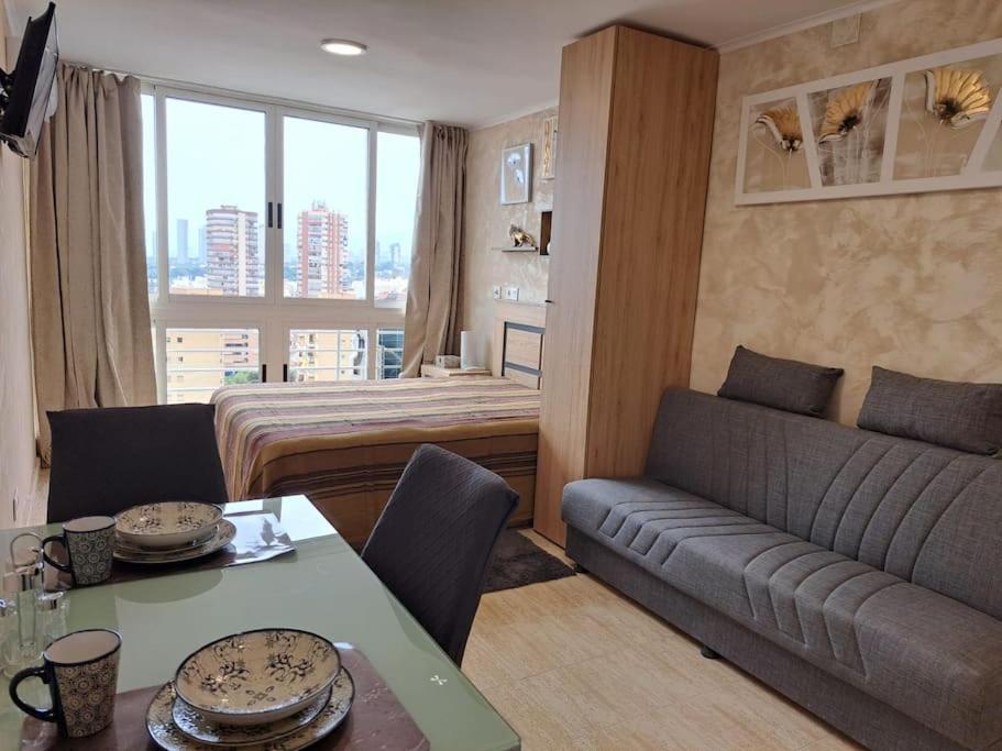 Апартаменти Cozy Studio With Sea View Бенідорм Екстер'єр фото