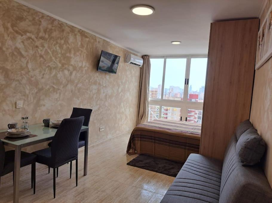 Апартаменти Cozy Studio With Sea View Бенідорм Екстер'єр фото